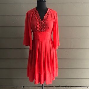 Feels Like Spring 🌺 Gianni Bini Dress